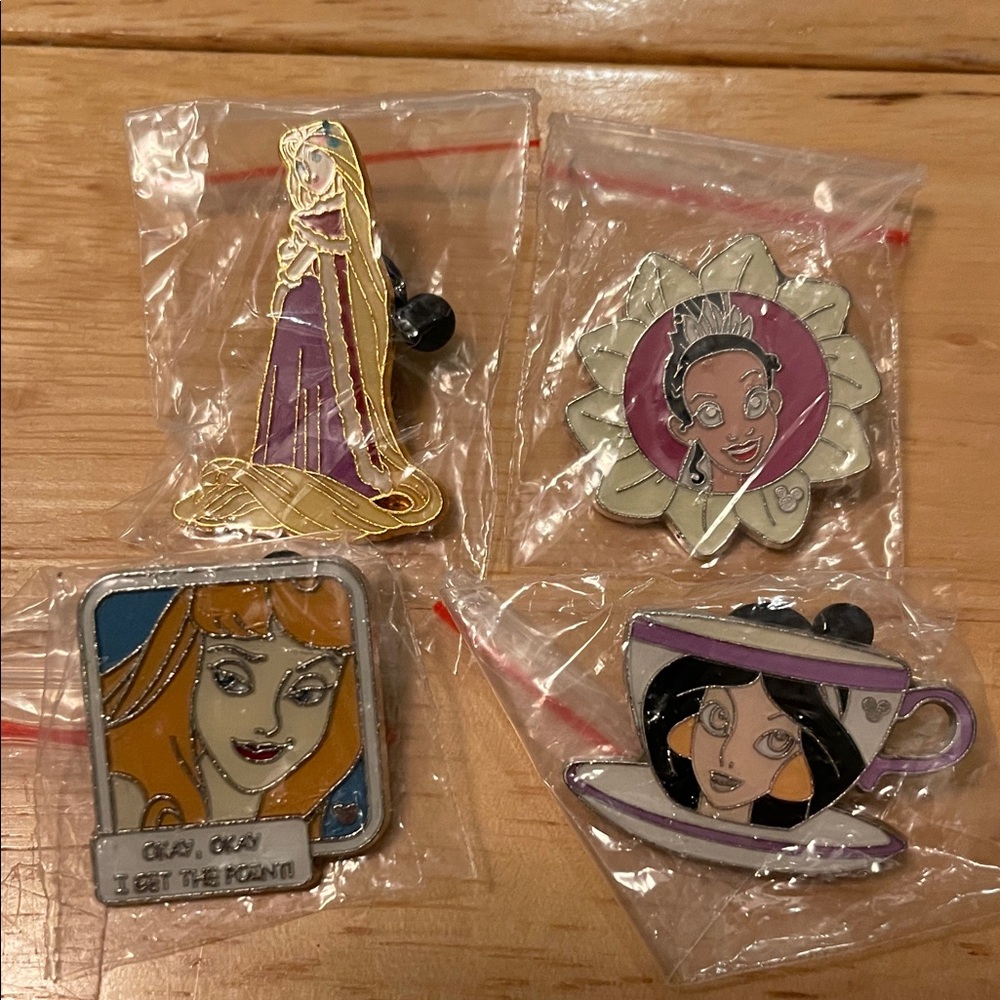 Disney Gold and Silver Princess Character Trading Pin Set
